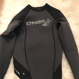 O’Neil wetsuit top